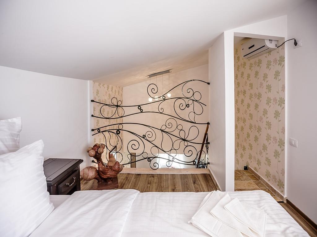 Villa Ronda Ефорие Суд Стая снимка